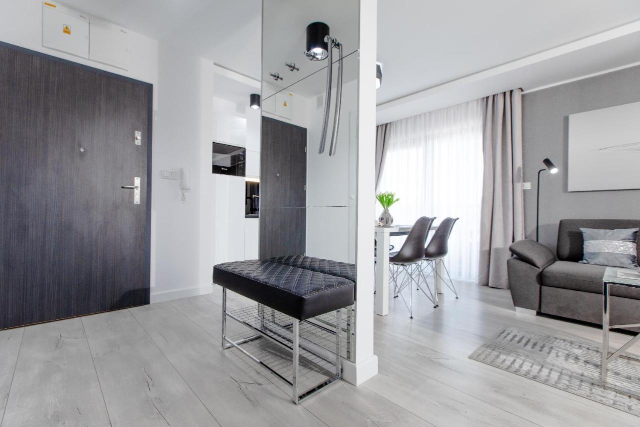 Apartament Linia Komfortu Gardenia Dziwnow Z Widokiem Na Morze Epapartamenty Dış mekan fotoğraf