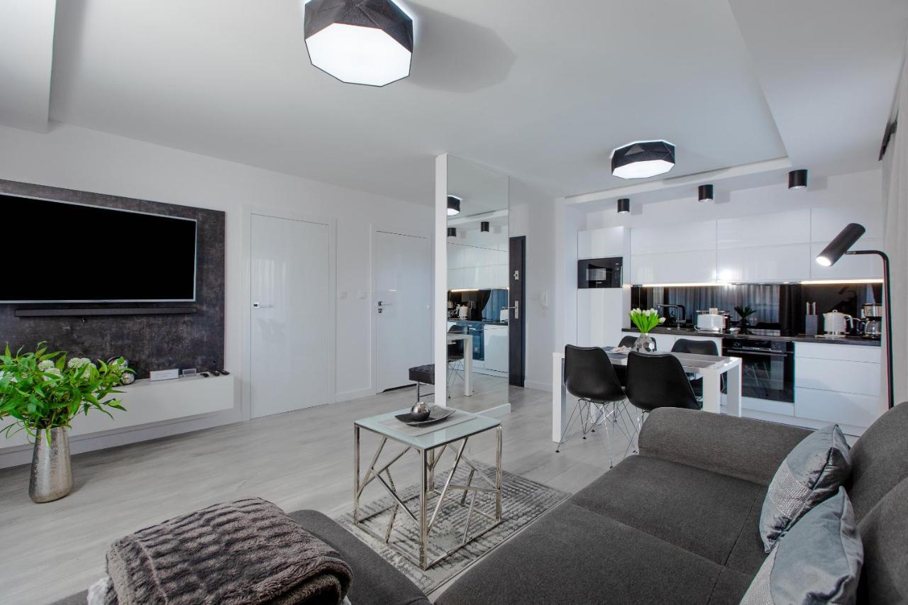 Apartament Linia Komfortu Gardenia Dziwnow Z Widokiem Na Morze Epapartamenty Dış mekan fotoğraf