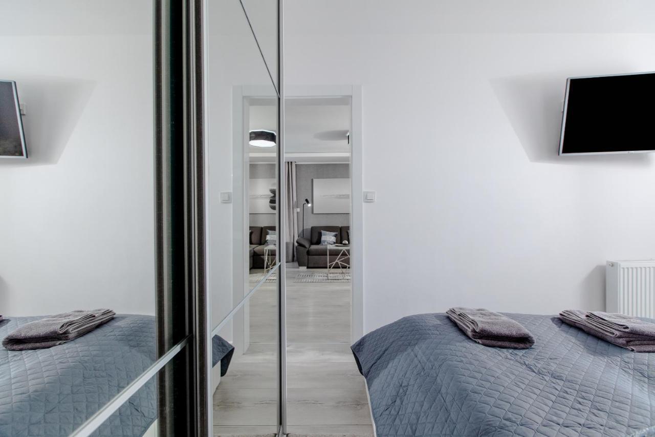 Apartament Linia Komfortu Gardenia Dziwnow Z Widokiem Na Morze Epapartamenty Dış mekan fotoğraf