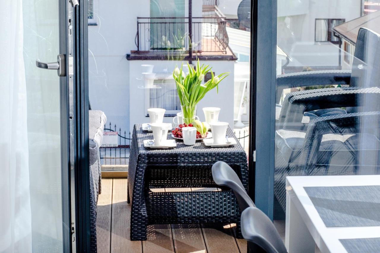 Apartament Linia Komfortu Gardenia Dziwnow Z Widokiem Na Morze Epapartamenty Dış mekan fotoğraf