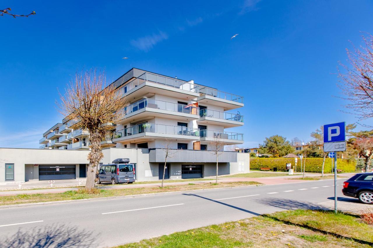 Apartament Linia Komfortu Gardenia Dziwnow Z Widokiem Na Morze Epapartamenty Dış mekan fotoğraf
