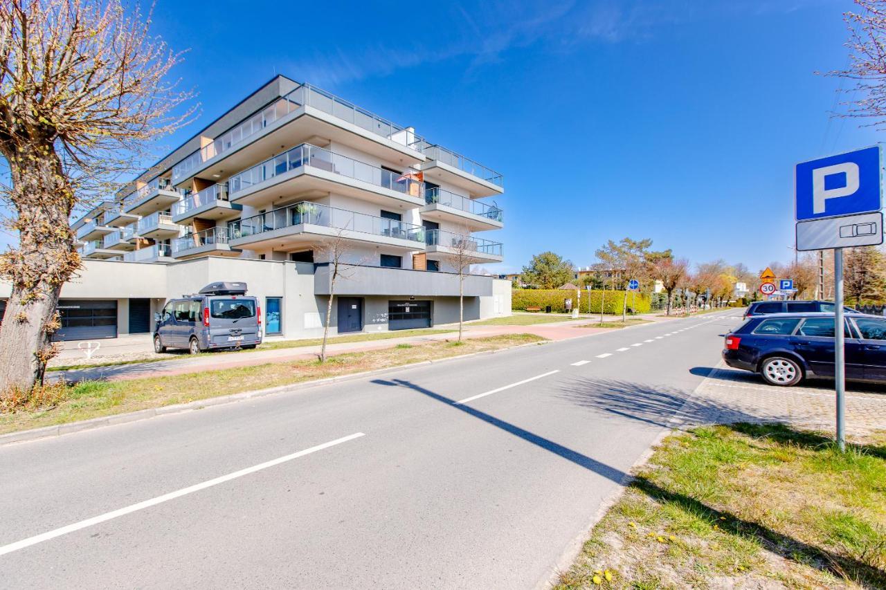 Apartament Linia Komfortu Gardenia Dziwnow Z Widokiem Na Morze Epapartamenty Dış mekan fotoğraf